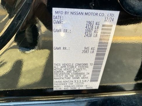 Used 2025 Nissan Altima 2.5 SV image 30