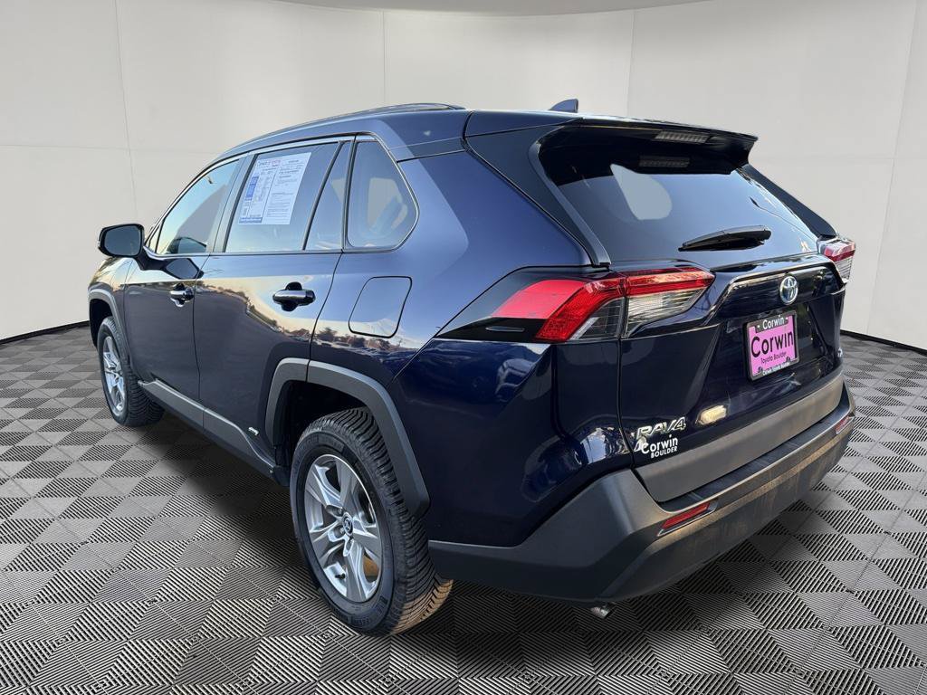 Used 2024 Toyota RAV4 XLE w/ Convenience Package AWD/4WD image 5