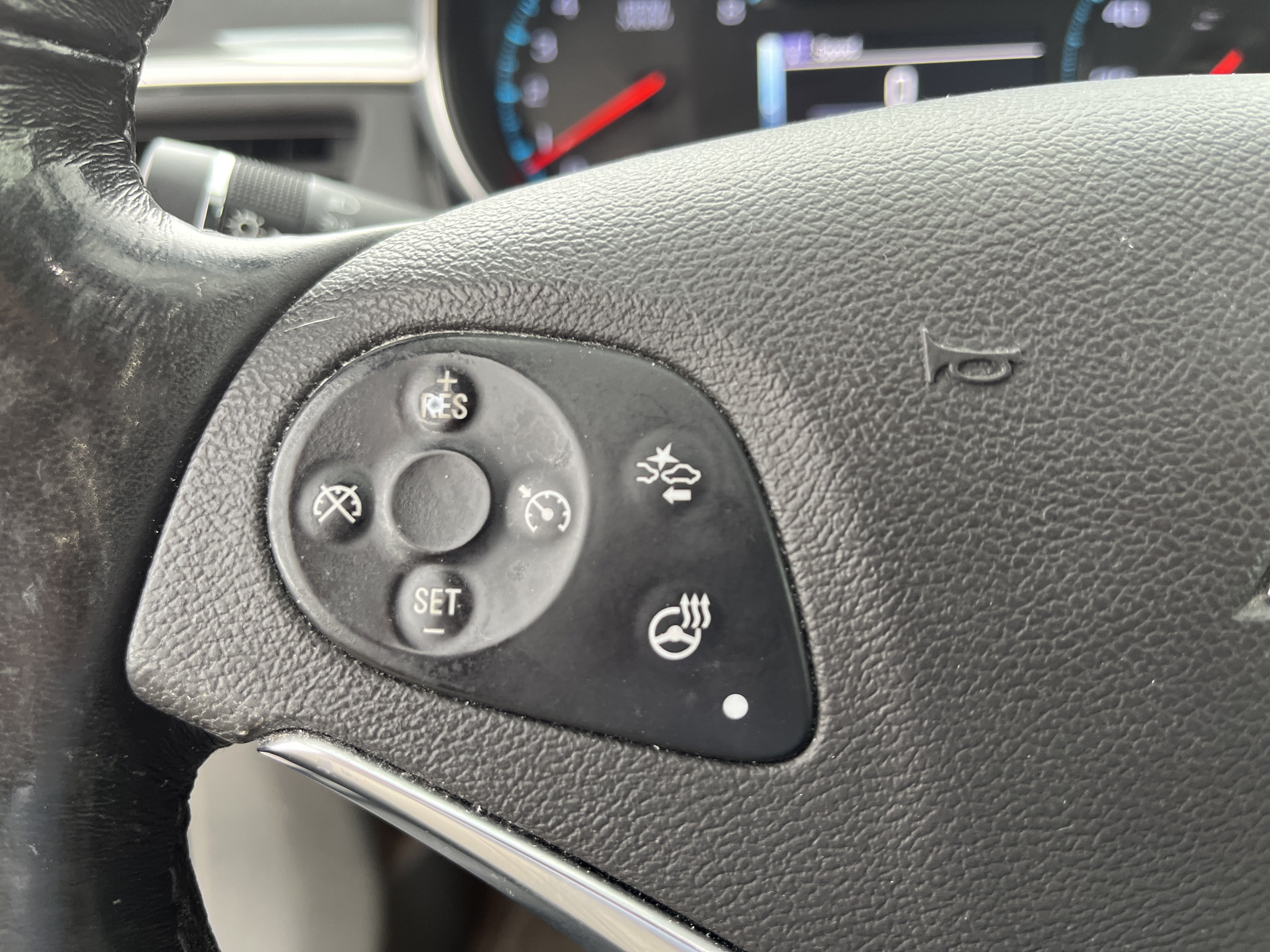 Used 2015 Chevrolet Impala LTZ FWD image 23