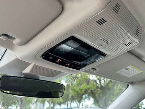 Certified 2026 Volkswagen Tiguan S FWD image 25