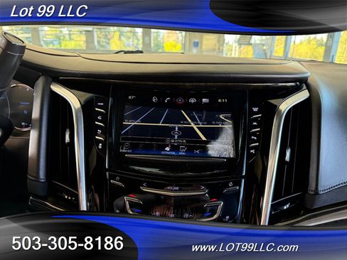 Used 2017 Cadillac Escalade Platinum image 25