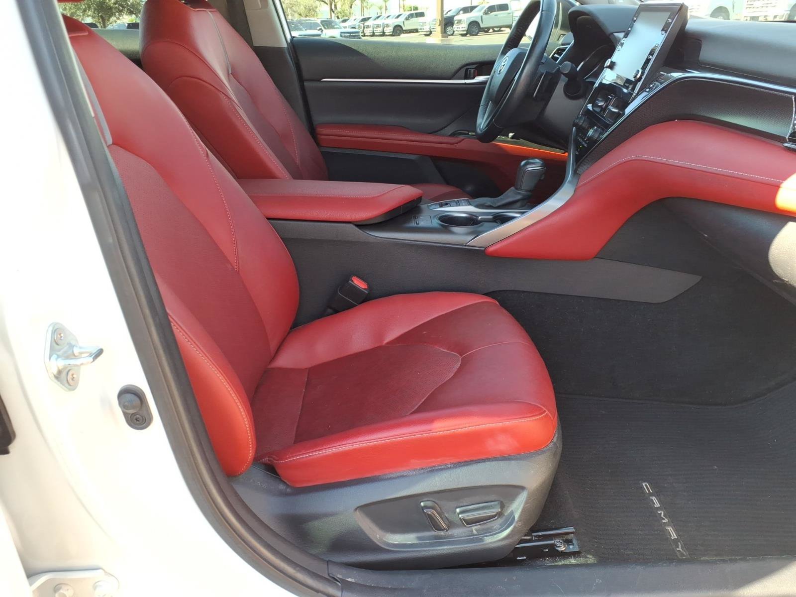 Used 2022 Toyota Camry XSE w/ Navigation Package FWD image 10