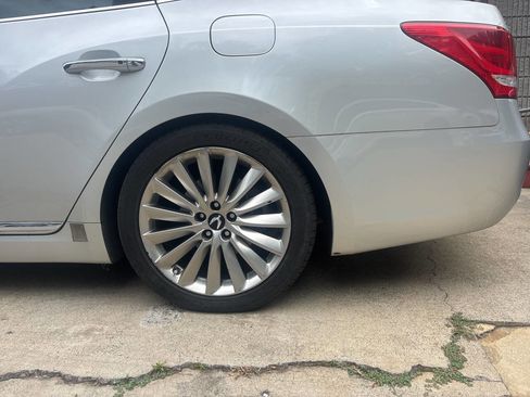 Used 2014 Hyundai Equus Ultimate RWD image 18