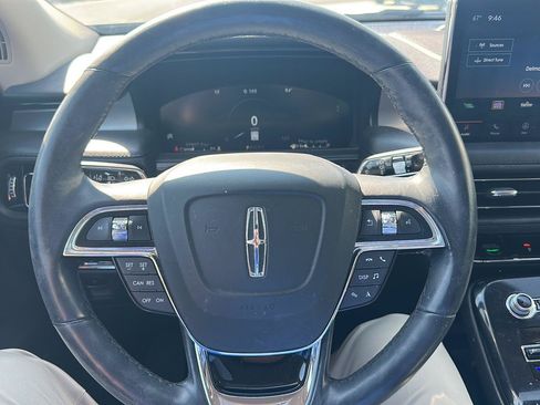 Used 2022 Lincoln Nautilus Reserve AWD/4WD image 15