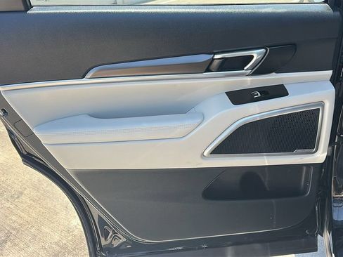 Used 2025 Kia Telluride S FWD image 34