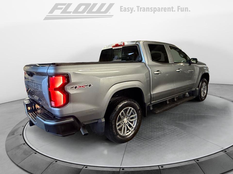 Used 2025 Chevrolet Colorado W/T w/ Advanced Trailering Package AWD/4WD image 9