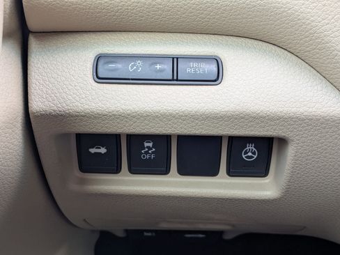 Used 2016 Nissan Altima 2.5 SL FWD image 16