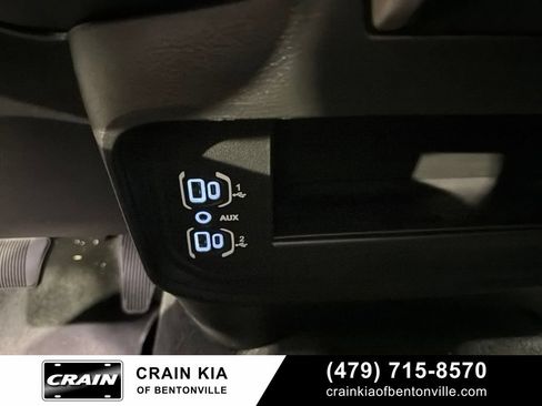Used 2023 RAM 2500 Laramie AWD/4WD image 32