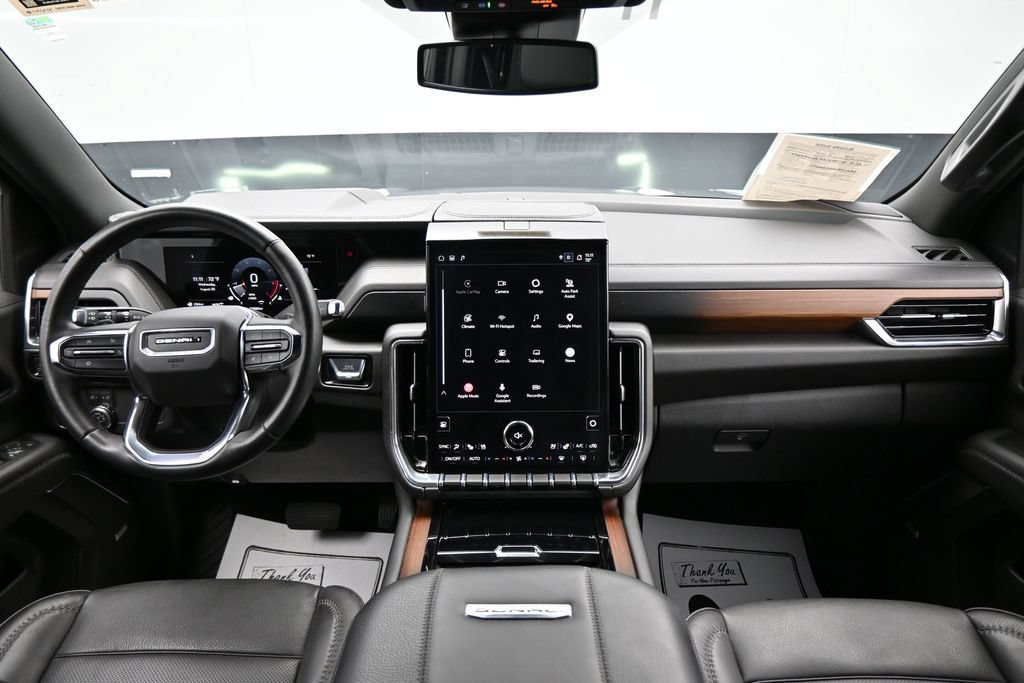 Used 2025 GMC Yukon Denali AWD/4WD image 14