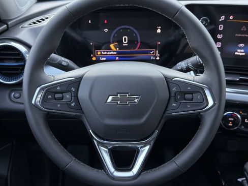 New 2026 Chevrolet Trax LT w/ Driver Confidence Package FWD image 11