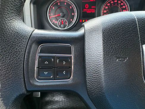 Used 2014 RAM 1500 4x4 Crew Cab w/ Protection Group image 15