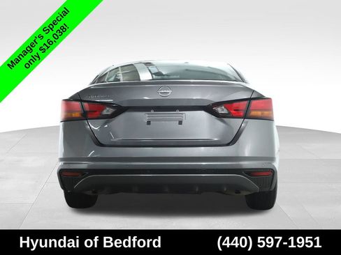Used 2024 Nissan Altima 2.5 S FWD image 42