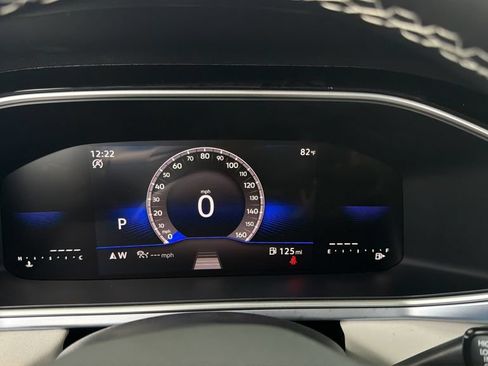 New 2026 Volkswagen Taos SE FWD image 27
