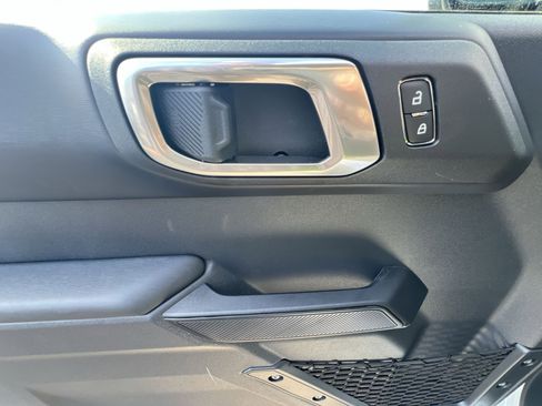 New 2026 Ford Bronco Outer Banks image 15