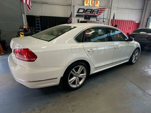 Used 2015 Volkswagen Passat 1.8T SE image 5