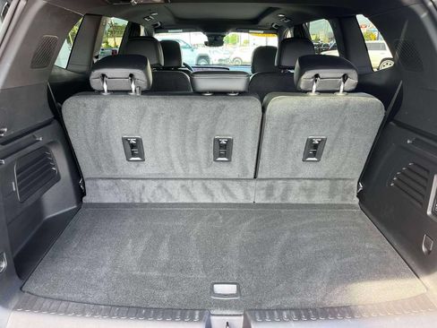 Certified 2026 Buick Enclave Sport Touring w/ Power Package FWD image 18