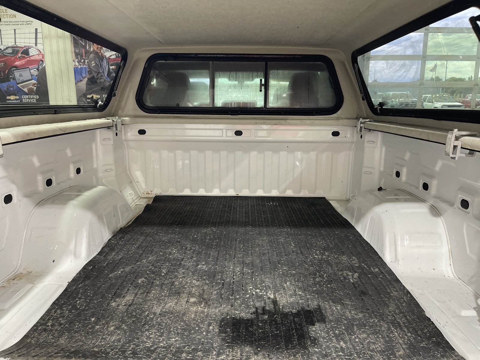 Used 2020 Chevrolet Silverado 1500 LT w/ Convenience Package AWD/4WD image 16