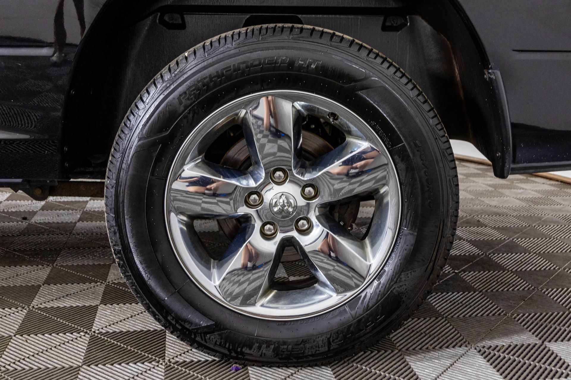 Used 2019 RAM 1500 Tradesman w/ Tradesman SXT Package AWD/4WD image 50