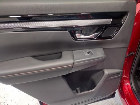 Used 2025 Honda CR-V Sport Touring image 27