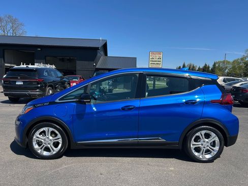 Used 2020 Chevrolet Bolt LT FWD image 5