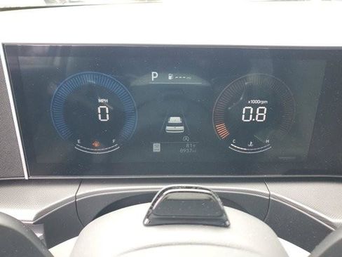 Used 2025 Hyundai Santa Fe SEL image 25