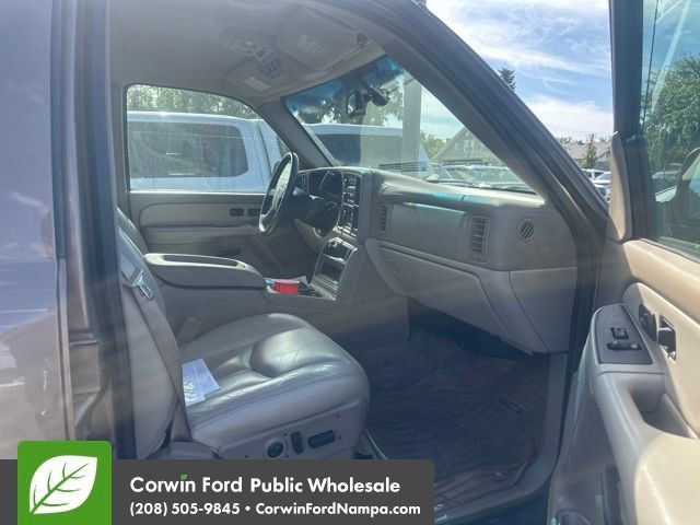 Used 2003 Chevrolet Tahoe LT AWD/4WD image 11