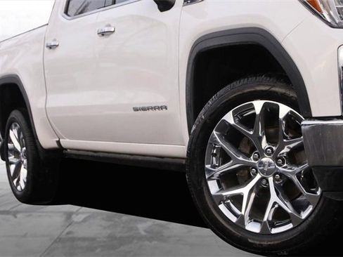 Used 2019 GMC Sierra 1500 SLT w/ SLT Premium Package image 3
