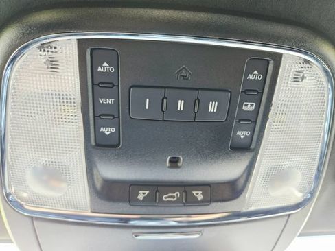Used 2021 Jeep Grand Cherokee SRT AWD/4WD image 32