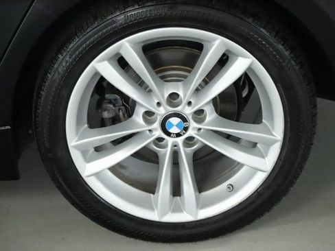 Used 2018 BMW 320i Sedan RWD image 43