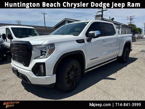 Used 2022 GMC Sierra 1500 Denali w/ Denali Reserve Package AWD/4WD image 1