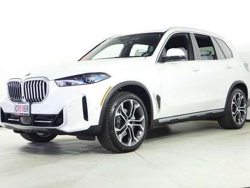 Used 2026 BMW X5 sDrive40i RWD image 2