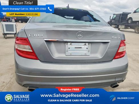 Used 2011 Mercedes-Benz C 300 4MATIC Sedan image 8