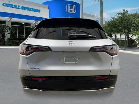 New 2026 Honda HR-V EX-L image 4
