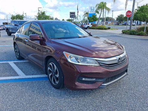 Used 2017 Honda Accord EX-L image 3