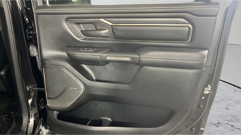 Used 2021 RAM 1500 Limited AWD/4WD image 17