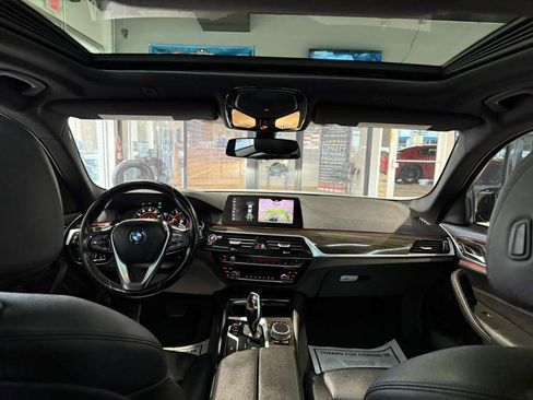 Used 2019 BMW 530i RWD image 24