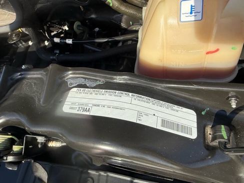 Used 2024 RAM ProMaster 2500 w/ Convenience Group FWD image 17