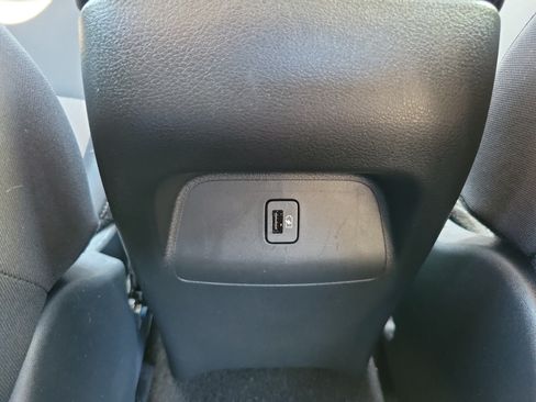 Used 2025 Nissan Sentra SV FWD image 10
