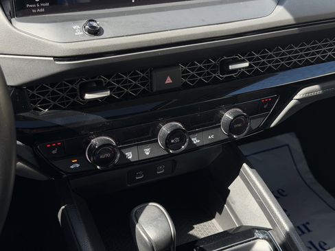 Used 2023 Honda Accord EX-L image 16