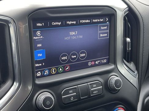 Used 2022 Chevrolet Silverado 2500 LTZ w/ LTZ Plus Package image 13