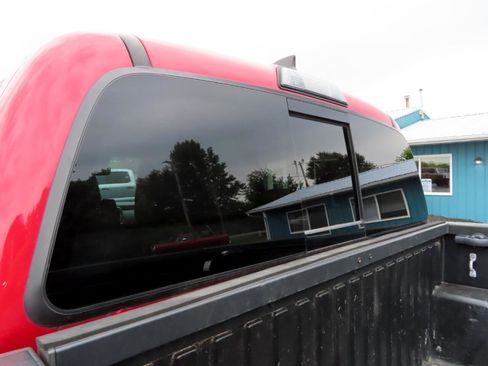 Used 2019 Toyota Tacoma TRD Off-Road image 15