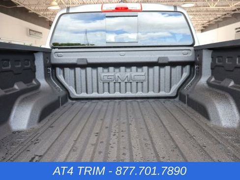 New 2026 GMC Canyon AT4 AWD/4WD image 19