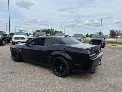 Used 2023 Dodge Challenger SRT Hellcat RWD image 3