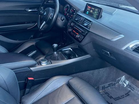 Used 2018 BMW M2 RWD image 13