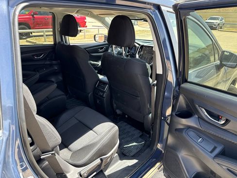 Used 2023 Subaru Ascent Premium w/ Convenience Package AWD/4WD image 13