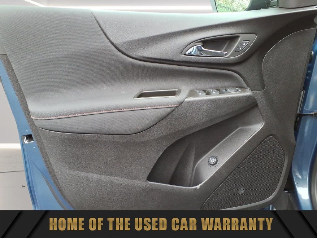 Used 2024 Chevrolet Equinox RS w/ LPO, Floor Liner Package FWD image 12