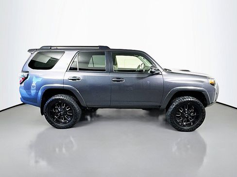Used 2021 Toyota 4Runner TRD Off-Road Premium AWD/4WD image 8