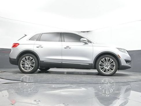 Used 2018 Lincoln MKX Reserve w/ Lincoln MKX Climate Package AWD/4WD image 23