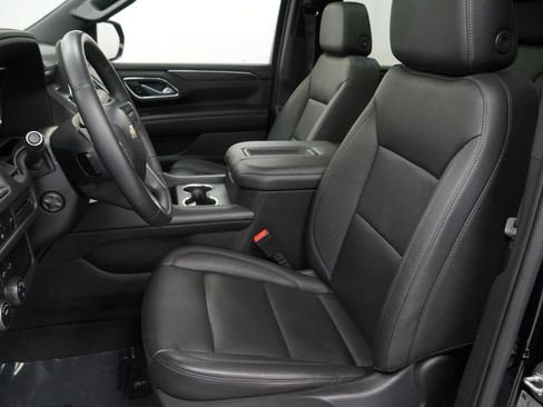 Used 2022 Chevrolet Tahoe LT w/ Luxury Package AWD/4WD image 6