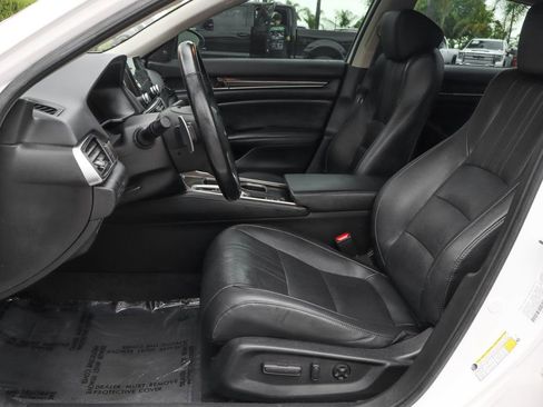 Used 2021 Honda Accord Touring image 18